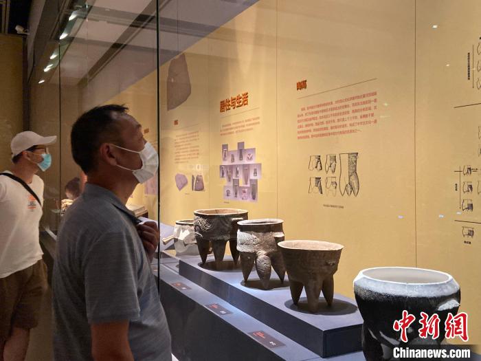 百余件陶寺遗址文物杭州展出 再现中国早期文明