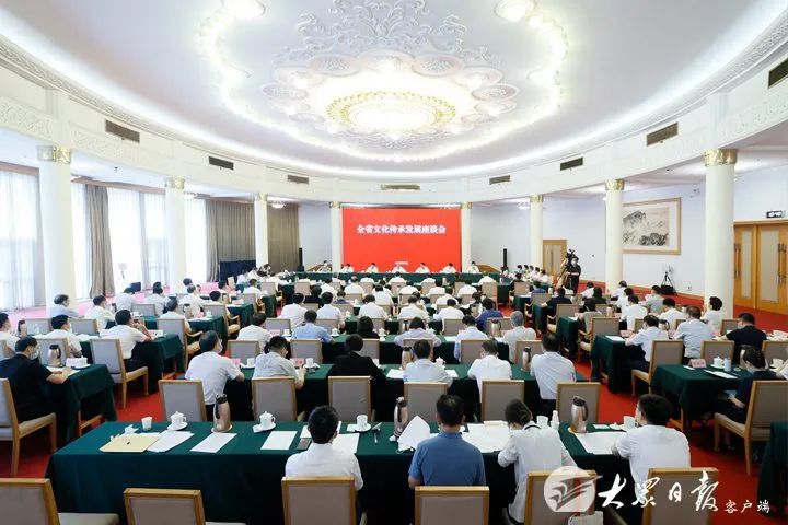 林武在全省文化传承发展座谈会上强调：坚决扛起文化大省责任担当 为建设中华民族现代文明贡献山东力量